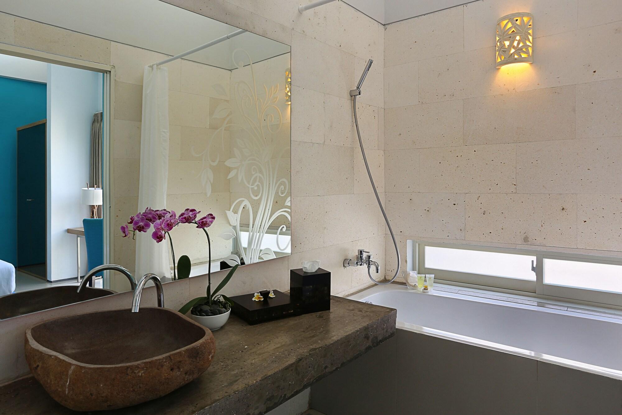 Garden Bay View Villa Nusa Dua  Dış mekan fotoğraf